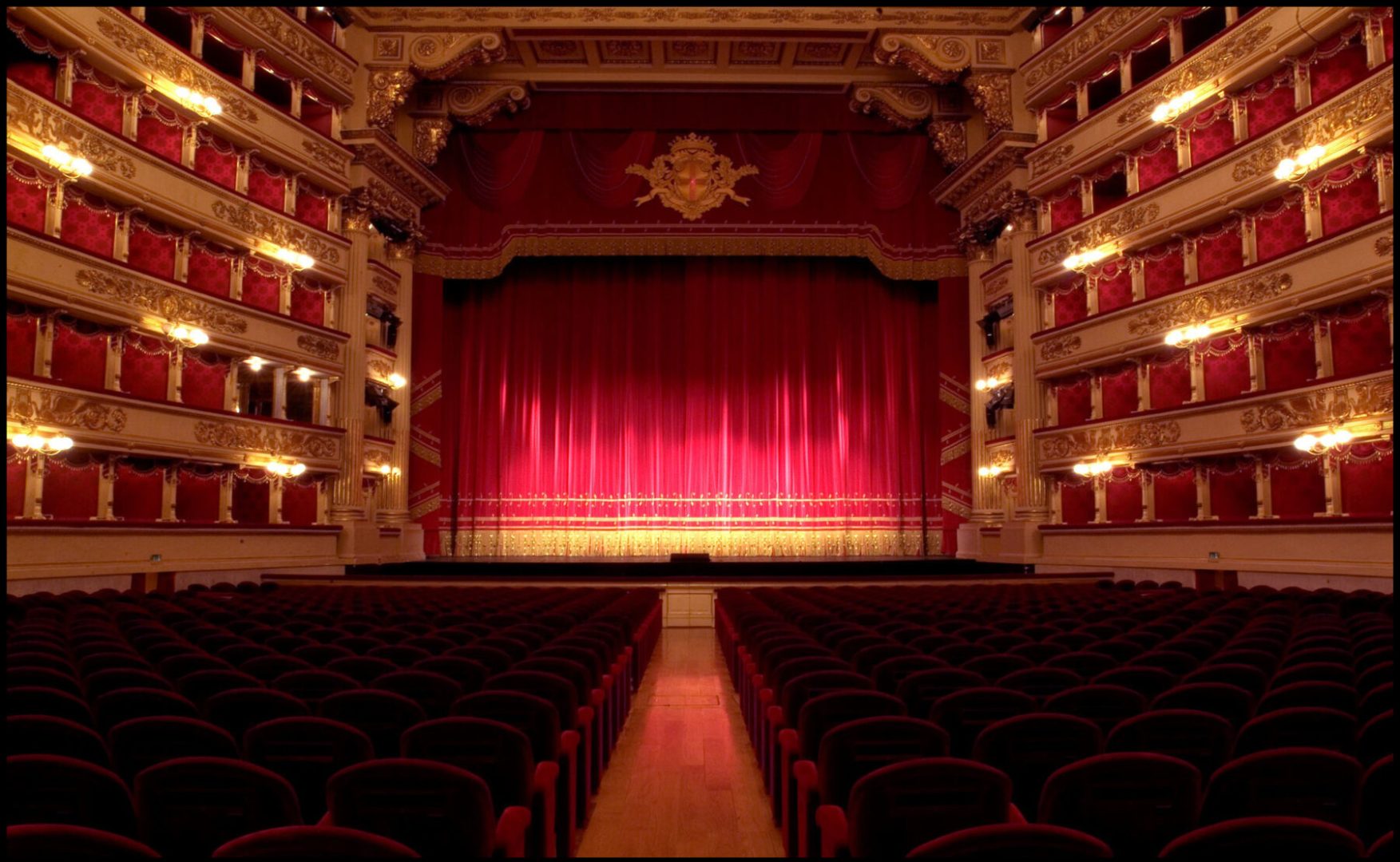 l'interno del Teatro alla Scala di Milano