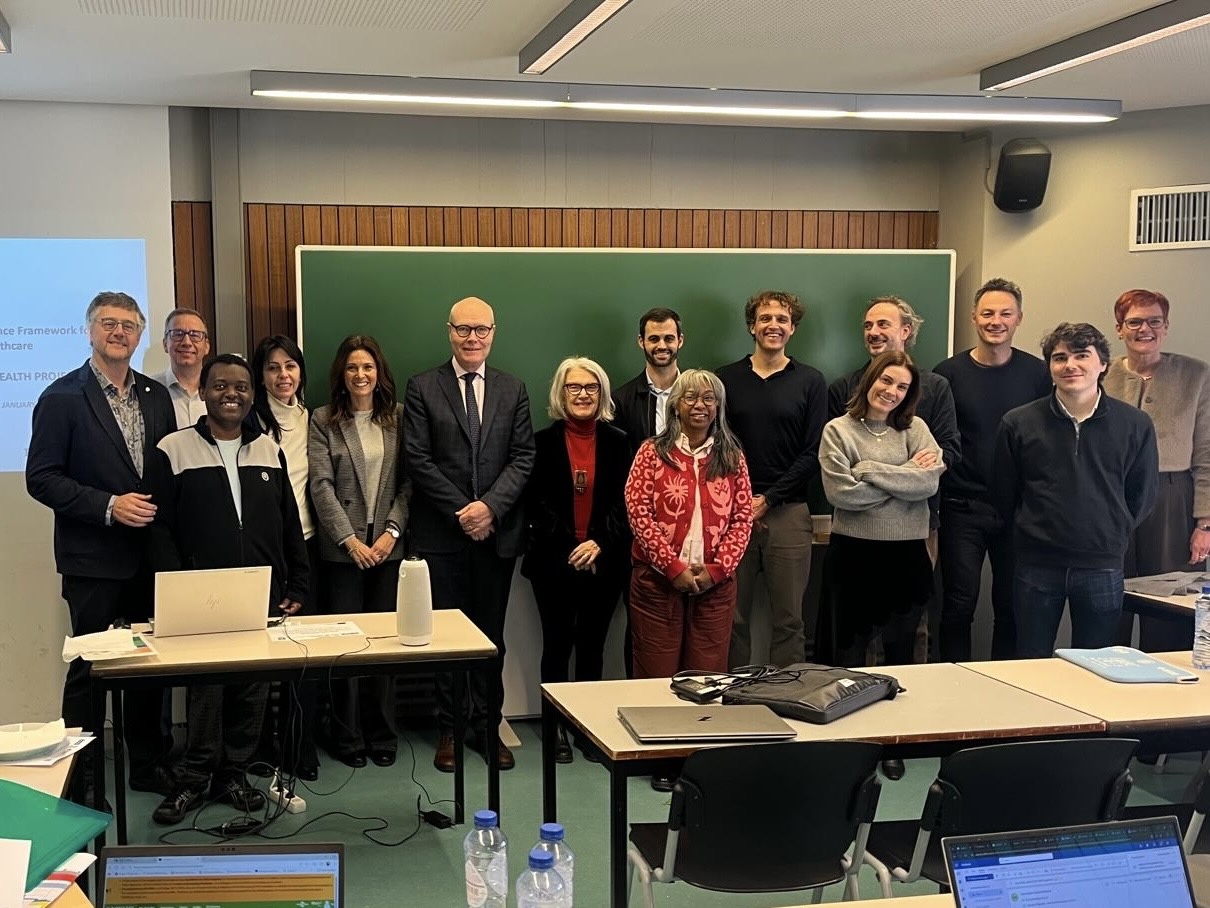 Il rettore John McCourt e la coordinatrice del progetto Benedetta Giovanola a Lovanio_JustHealth